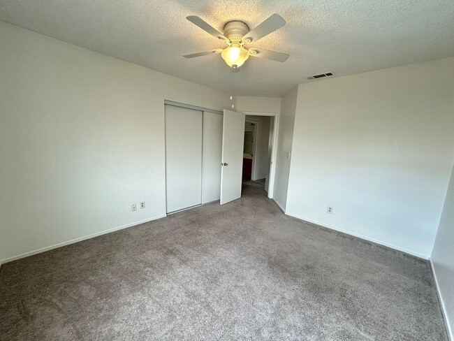 Building Photo - No HOA! 4 Bedroom 2.5 Bath with Pool!