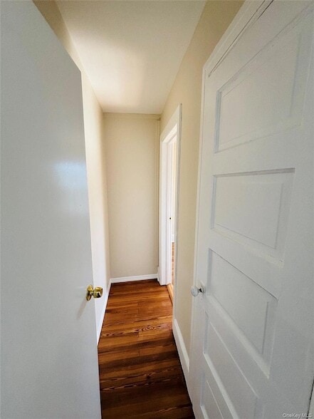 Building Photo - 14 1st St