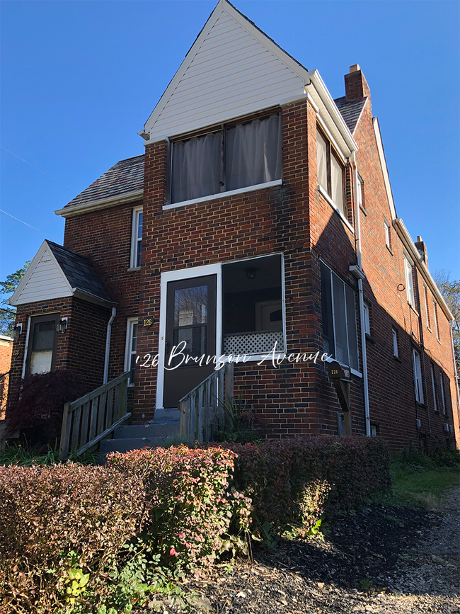 Building Photo - 126 Brunson Ave