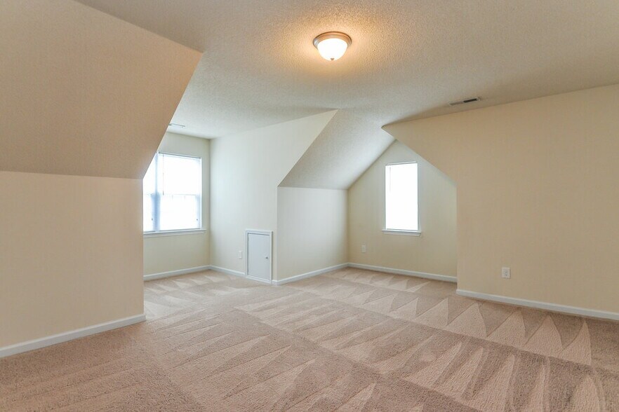 Building Photo - 1056 S Philwood Ct