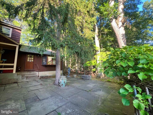 Building Photo - 51 Elfman Dr