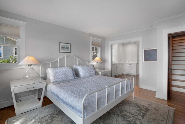 Building Photo - 912 Peconic Bay Blvd