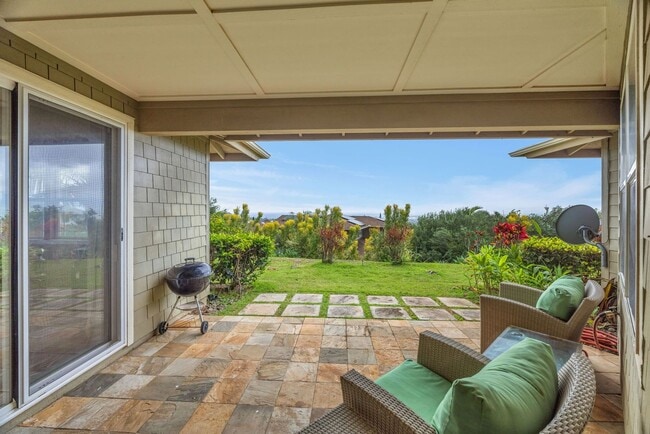 Building Photo - Modern Wailuku Home | 3 Bed / 2.5 Bath | Fully Furnished | Pet Friendly | Spacious Living & Prime...
