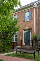 Front of the house - 23312 Brewers Tavern Way
