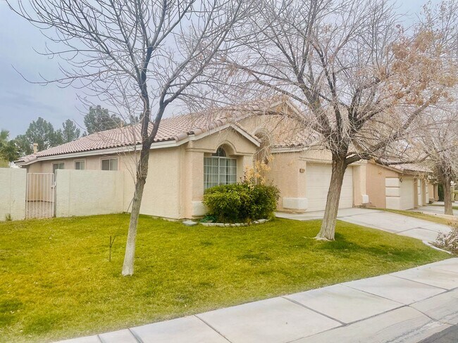 Primary Photo - Coming Soon: Fantastic 3 Bedroom Home in S...