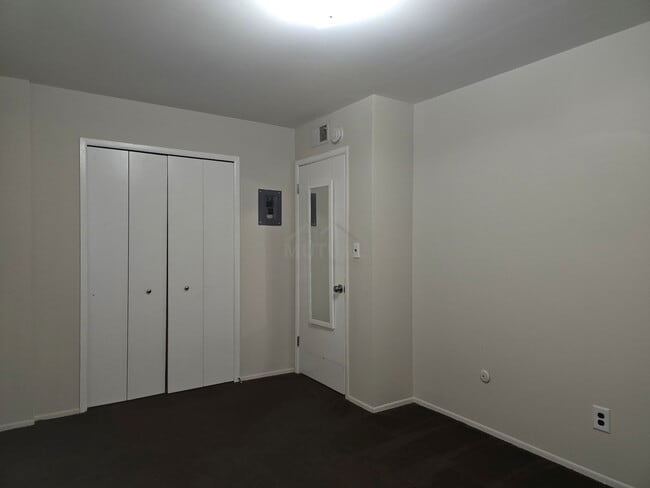 Building Photo - 19820 W 12 Mile Rd