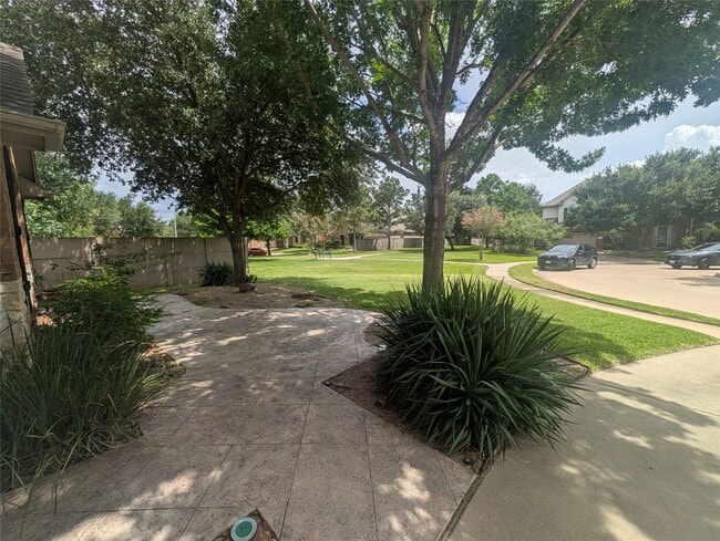 Building Photo - 14915 Bronze Finch Dr