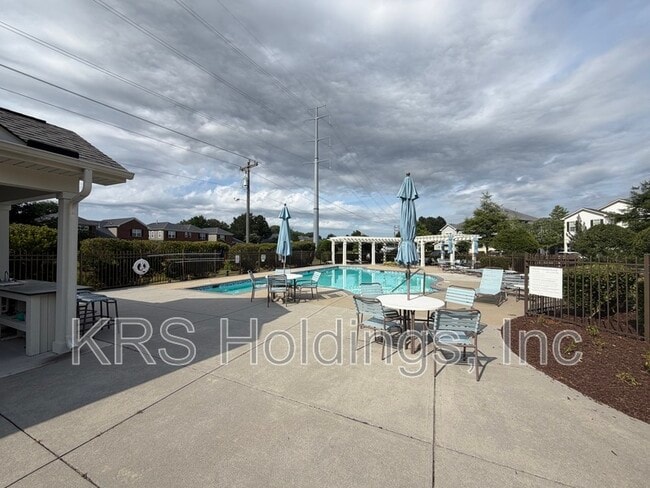 Building Photo - 1517 Rollesby Way