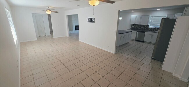 Building Photo - 619 Old Forest Way Rd