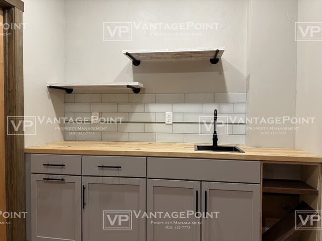 Building Photo - 4866 Prairie School Dr