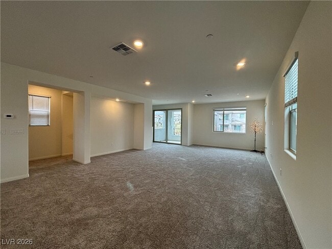 Building Photo - 1505 Little Penguin St