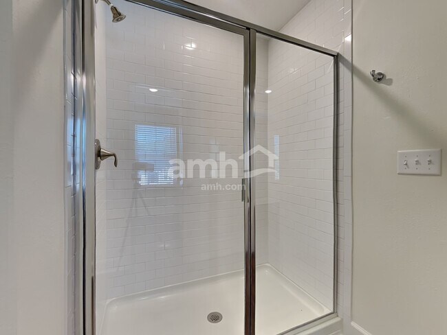 Building Photo - 12330 Paperbark Pl