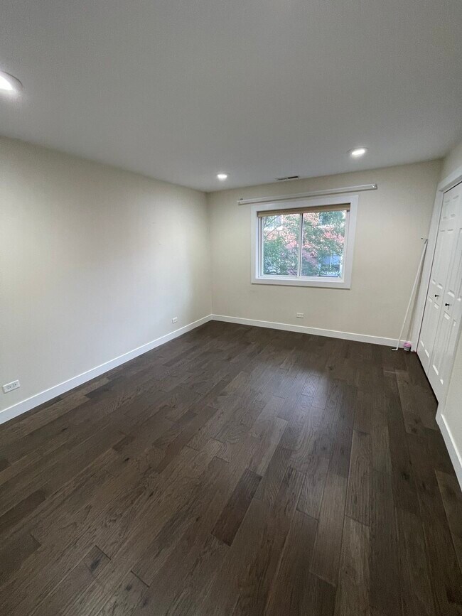 Building Photo - 1160 Osterman Ave