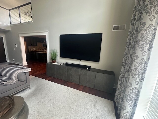 Living Room - 830 E Main St