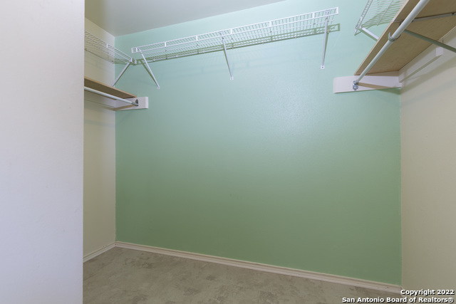 Building Photo - 13011 Feather Ridge Dr
