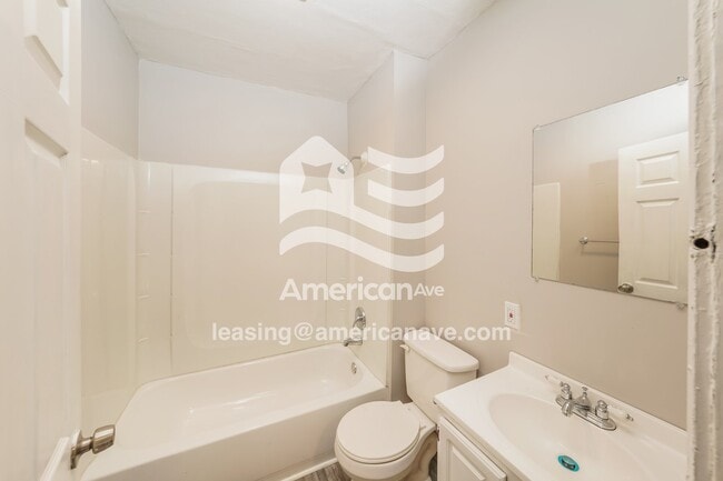Building Photo - 339 W Calthrop Ave