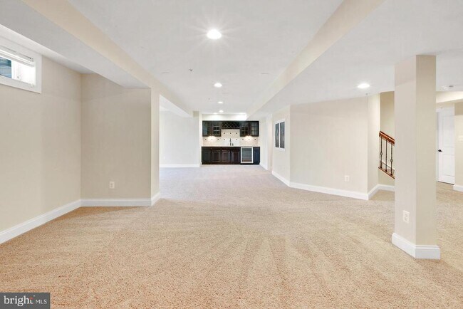 Building Photo - 25749 Racing Sun Dr