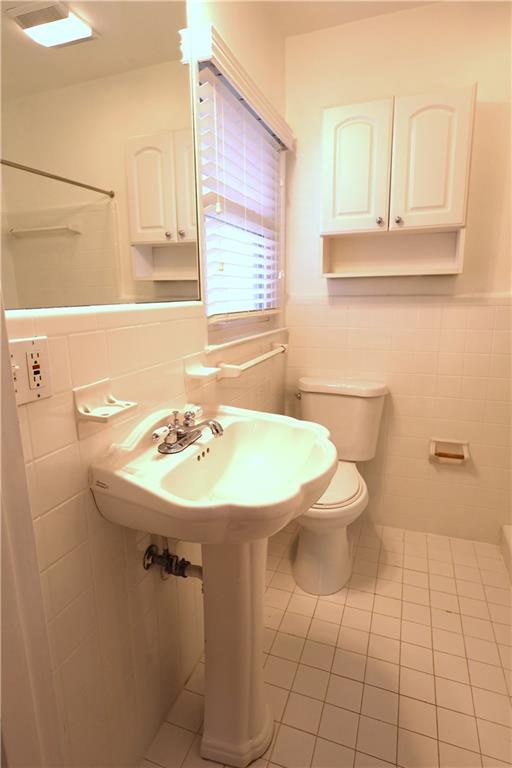 Building Photo - 1735 Moonstone Ct