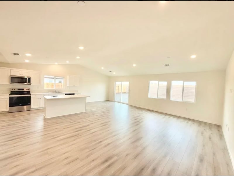 Building Photo - 2476 Cellar St