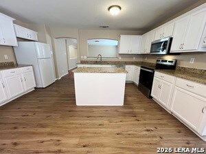 Building Photo - 2219 Red Rock Xing