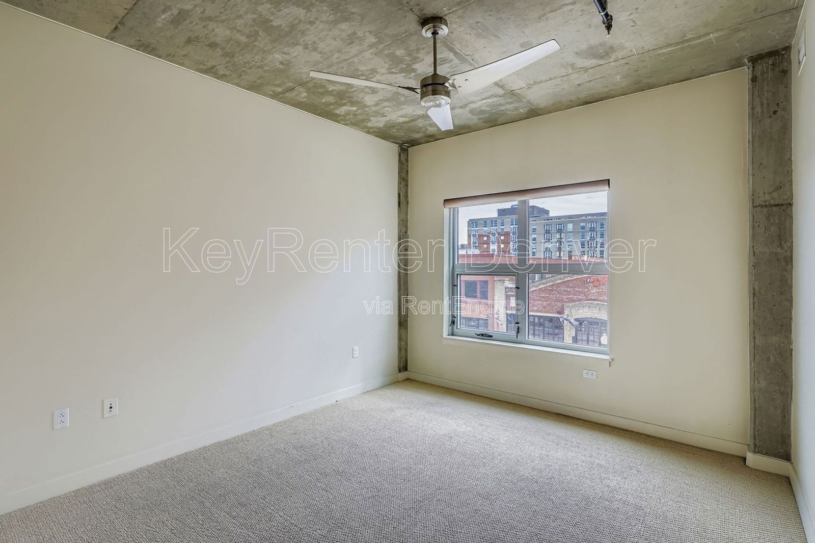 Building Photo - 2229 Blake St