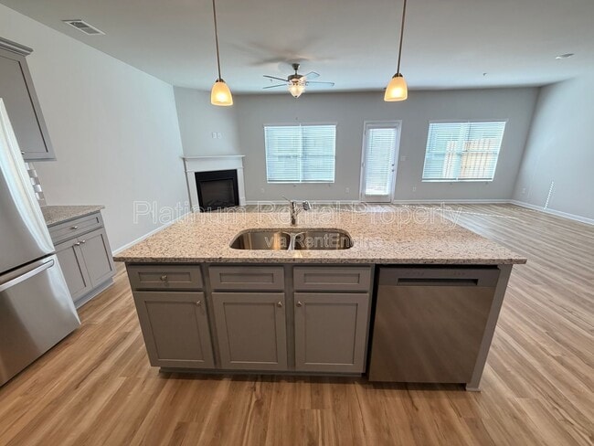 Building Photo - 342 Lanier Cir