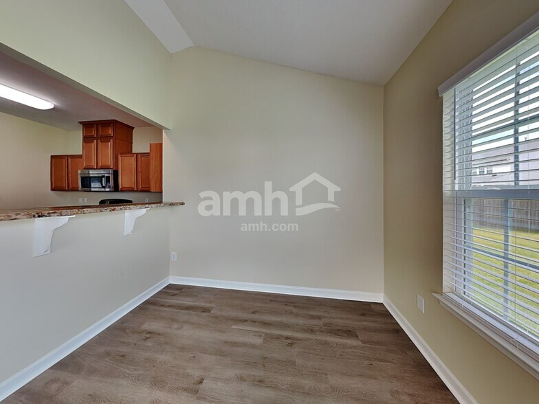 Building Photo - 2962 Hearthside Dr