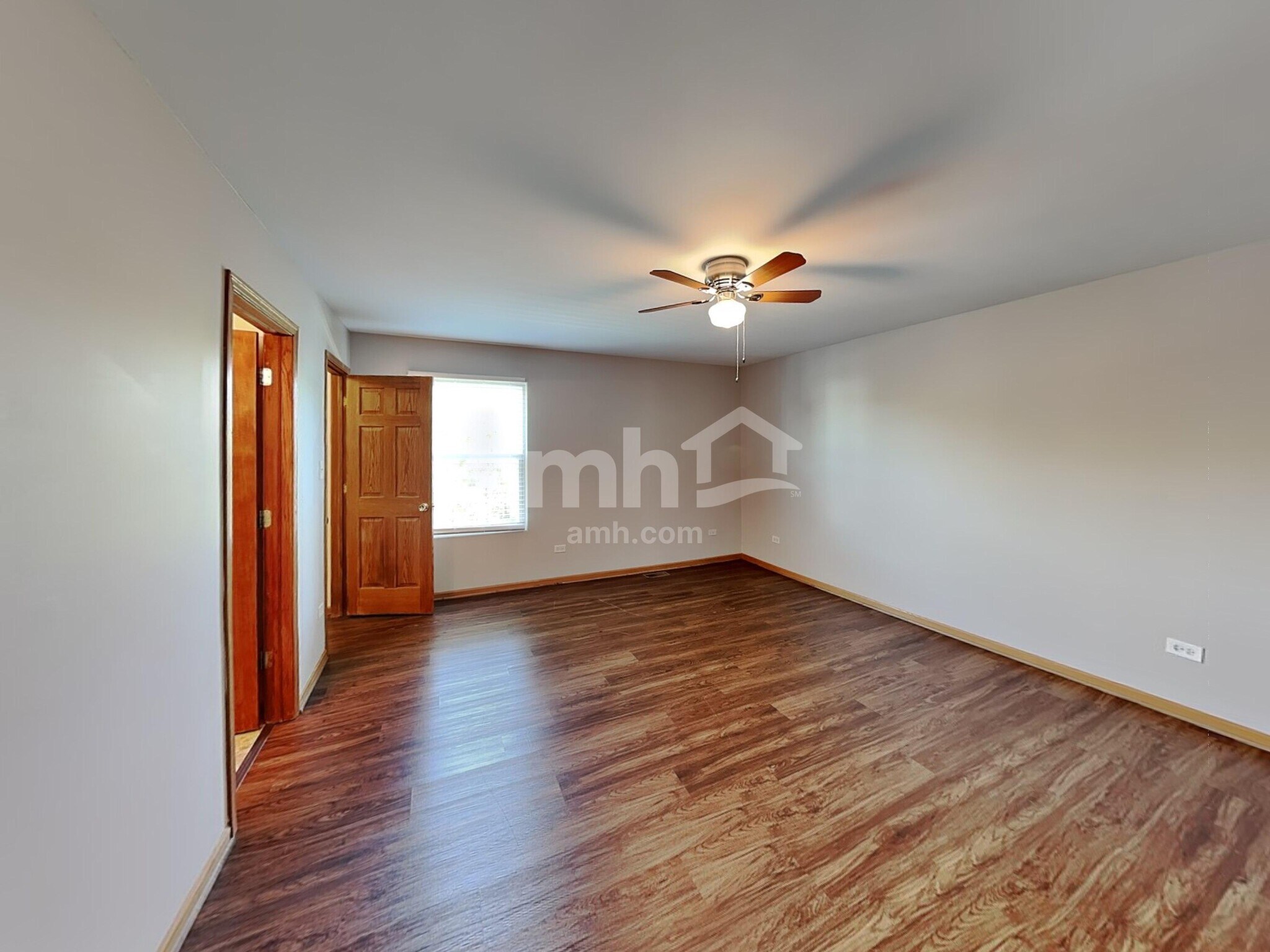 Building Photo - 5209 Sunmeadow Dr