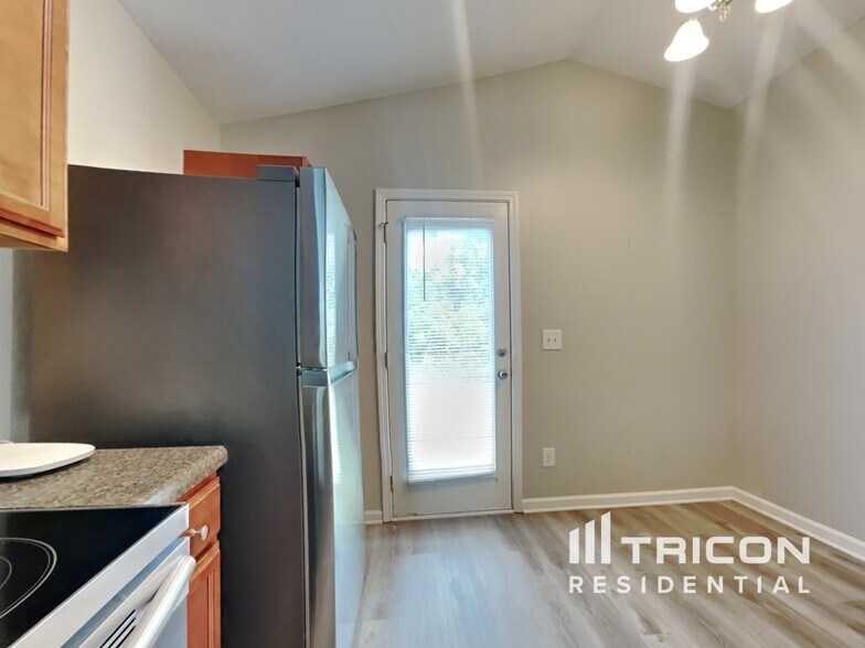 Building Photo - 1609 Brownairs Ln