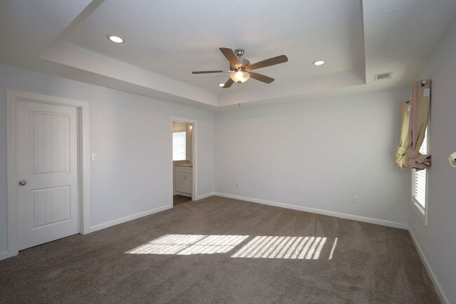 Building Photo - 2527 Naples Ln