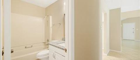 Building Photo - 3310 Crossman Dr