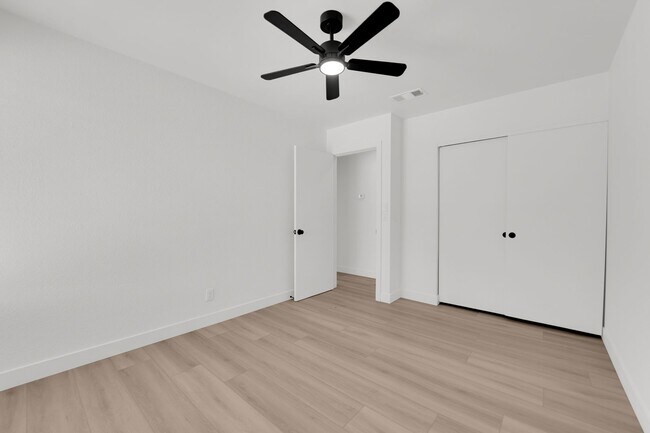Building Photo - 3100 Chadford Pl