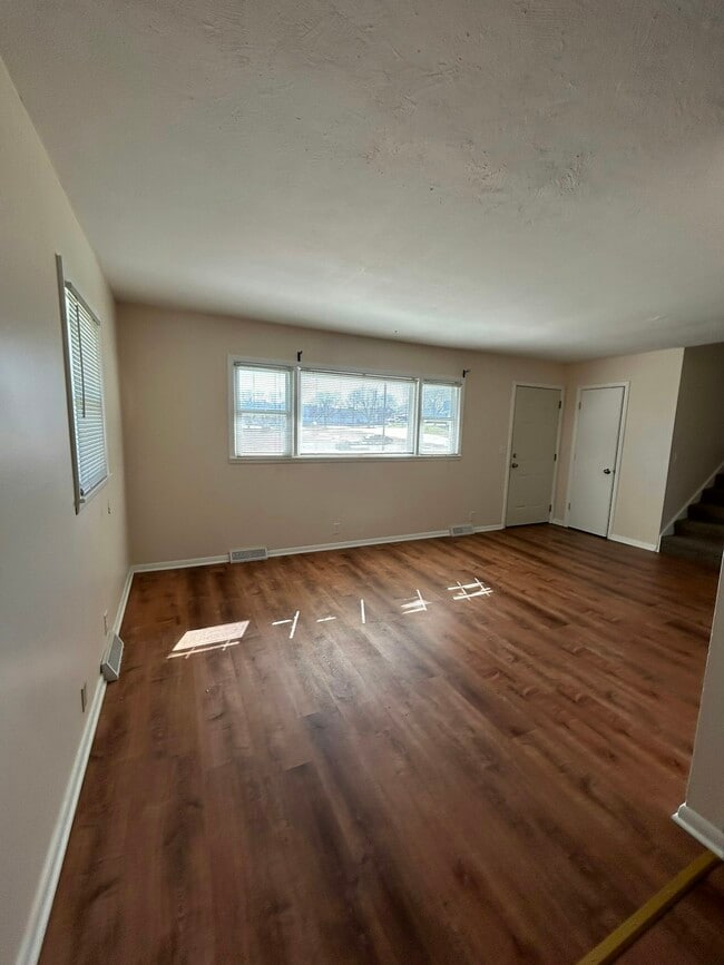 Building Photo - 901 Centennial Dr