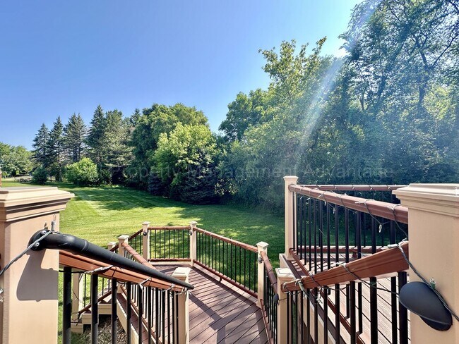 Building Photo - Spacious 4-Bed Colonial in Troy’s Stone Ha...