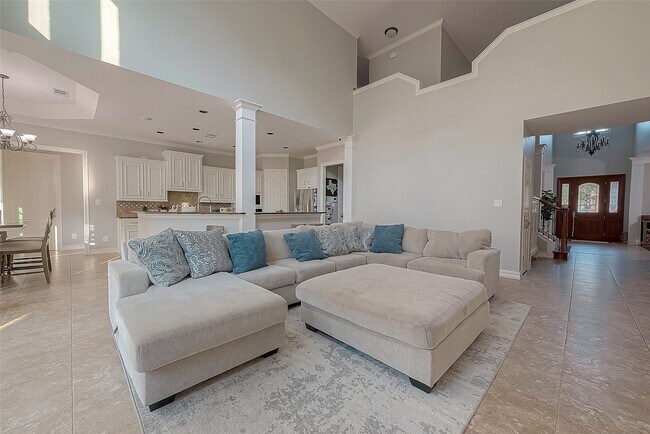 Building Photo - 8807 Stones Throw Ln
