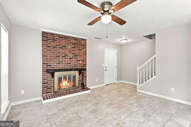 Building Photo - 5557 Clover Rise Ln