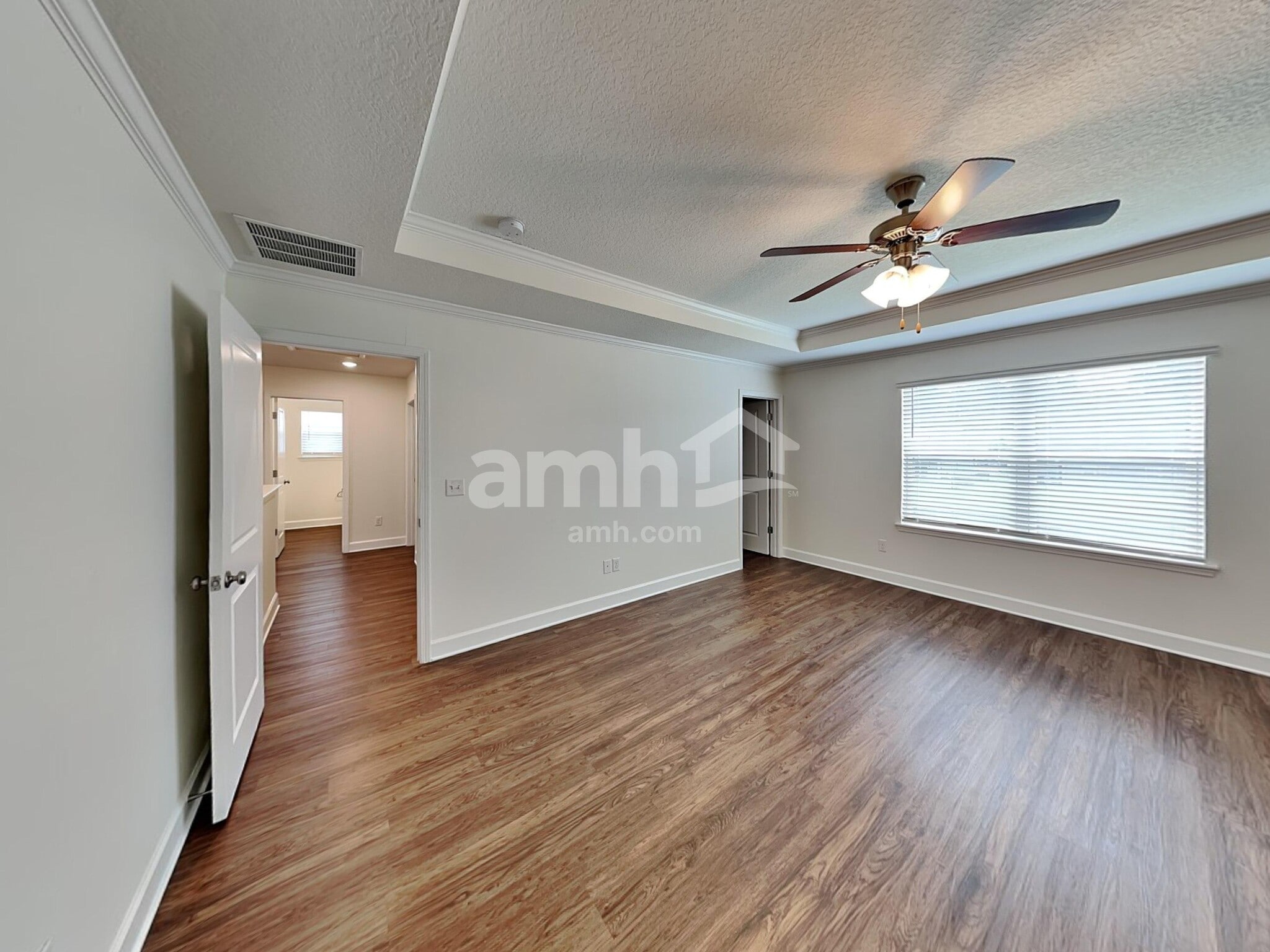 Building Photo - 3058 Creek Village Ln