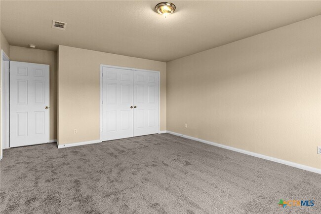 Building Photo - 118 Lone Shadow Dr