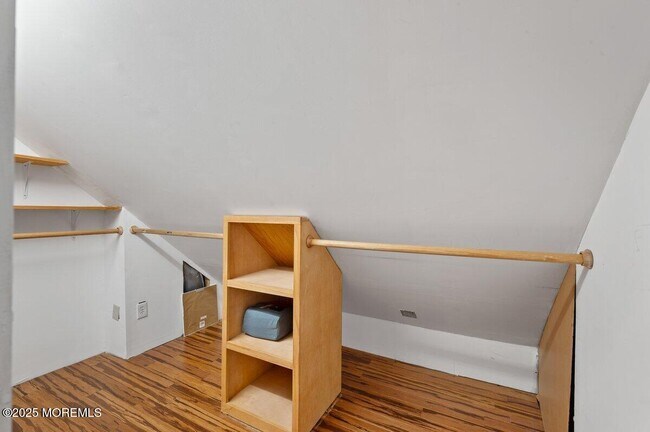 Building Photo - 173 McKinley Ct