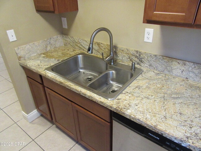 Building Photo - 1410 New York Ave