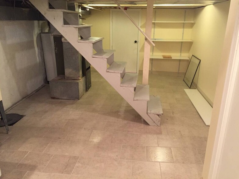 Basement - 2516 Webster St