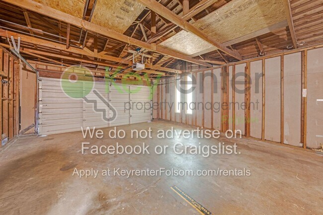 Building Photo - 6113 Madison Ave