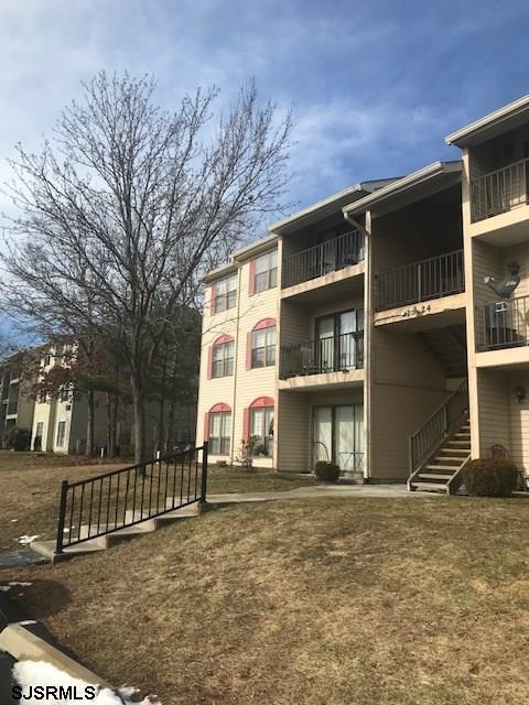 Building Photo - 24 Colonial Ct