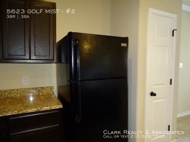 Building Photo - 5623 Golf Mist #2, San Antonio, TX. 78244