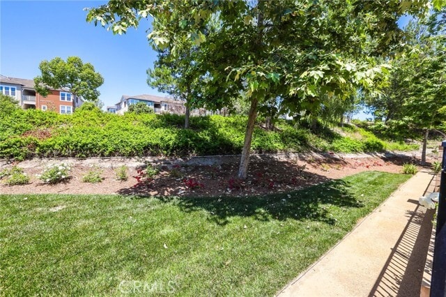 Building Photo - 216 Finch