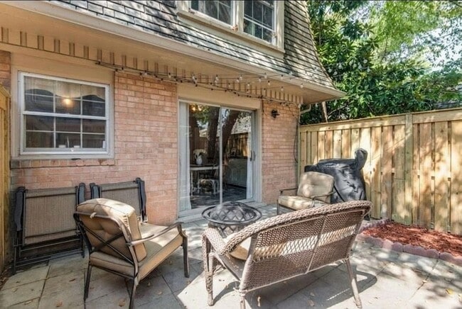 Building Photo - 3000 Hillsboro Pike