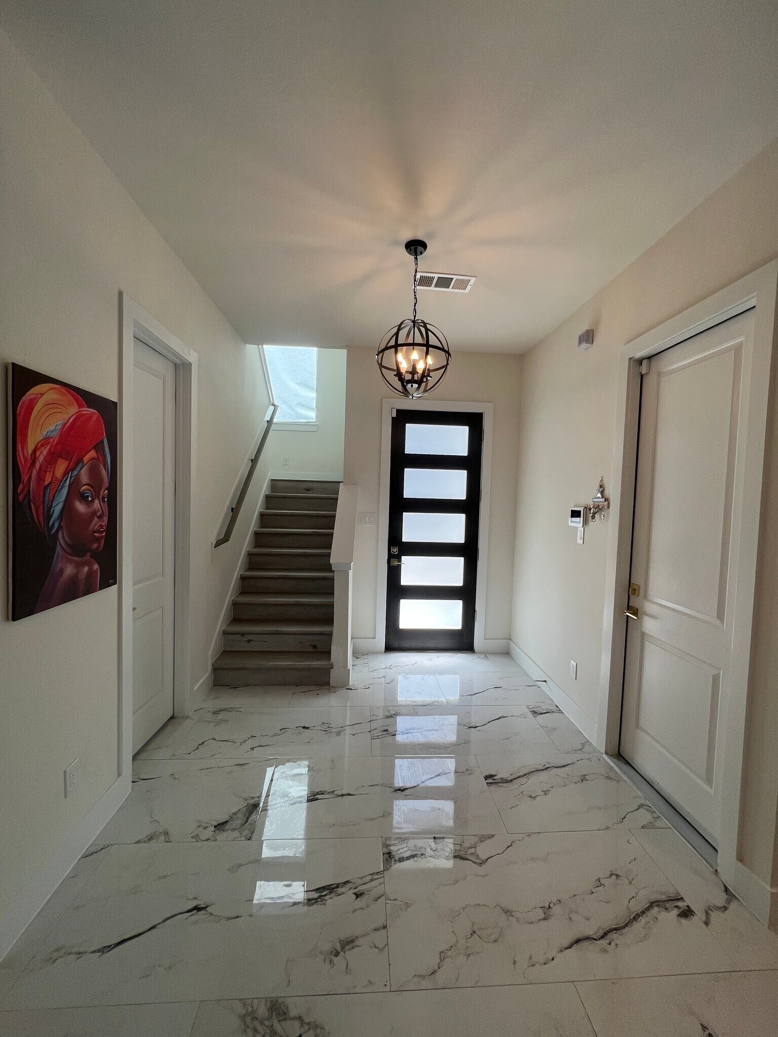 Building Photo - 6555 Sealey St