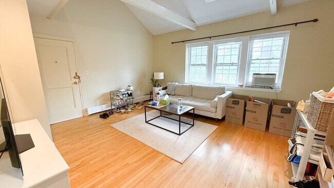 Building Photo - 21 Hammond Pond Pkwy