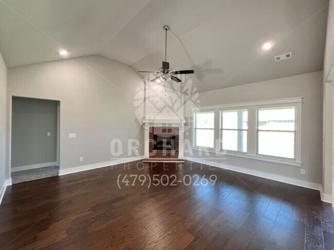 Building Photo - Single Family Home - Beautiful Kennedy Plan