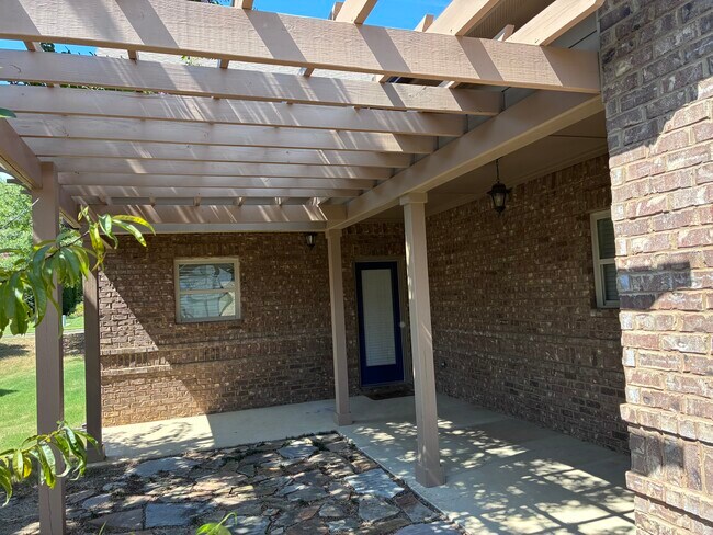 Building Photo - 2491 Mimms Ln